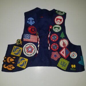 VTG Camp Fire Girls Blue Vest Patches Beads Pins Lot Badges Size A-Small 8-10